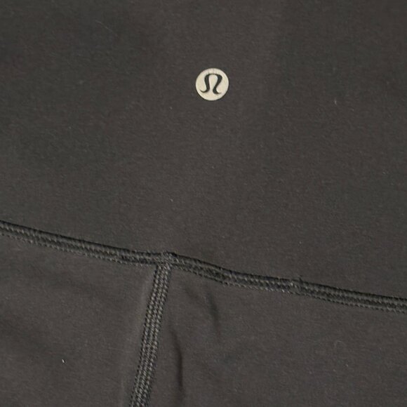 EXCELLENT Lululemon Wunder Under Crop High-Rise Black 21" Yoga Leggings 4 - Picture 7 of 9